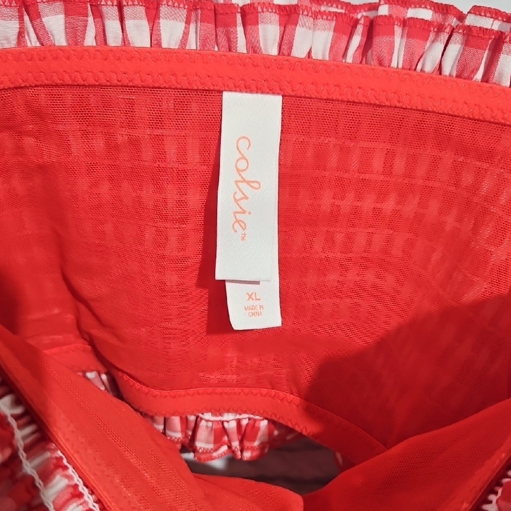 Colsie Red and White Gingham Bandeau Bralette Crop Top - Picture 8 of 8